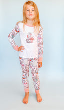 Load image into Gallery viewer, Girly Elf Pjs
